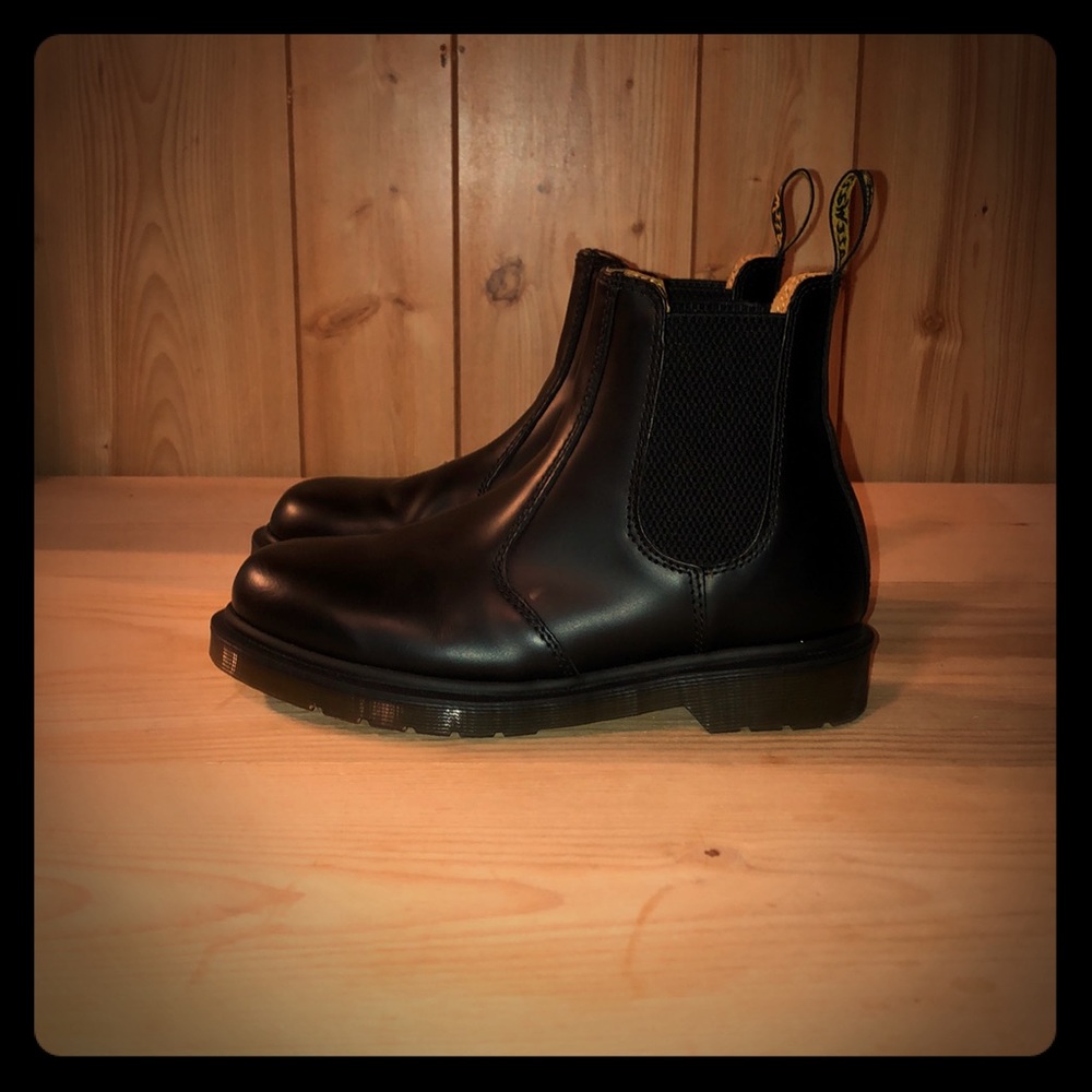 Doc Marten Chelsea Boots